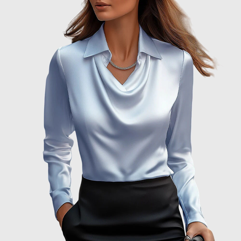 Sylvia | Blouse, jossa on ylellinen kiilto ja poimutettu kaula-aukko