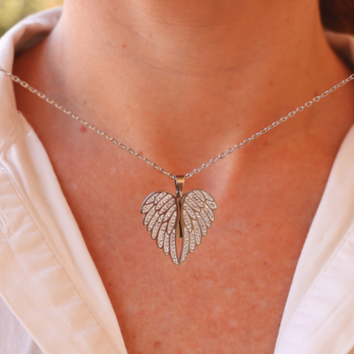 Enkelisydän – Kaiverrettu Rakkauden Muisto