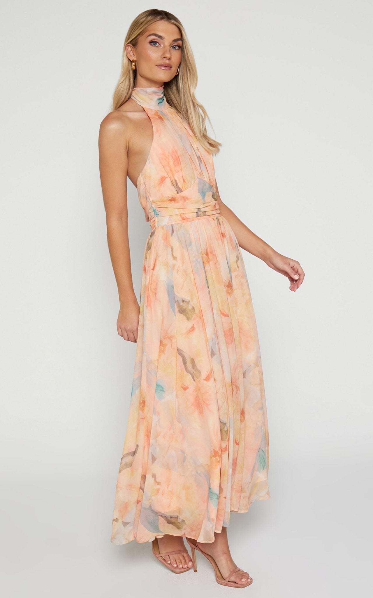 Antonella | Tyylikäs Halterneck-Maximekko