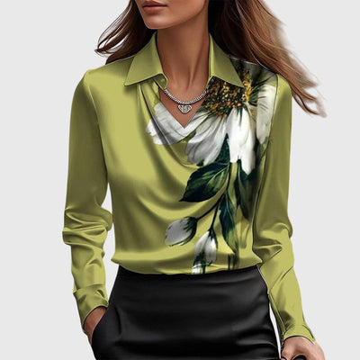 Sylvia | Blouse, jossa on ylellinen kiilto ja poimutettu kaula-aukko