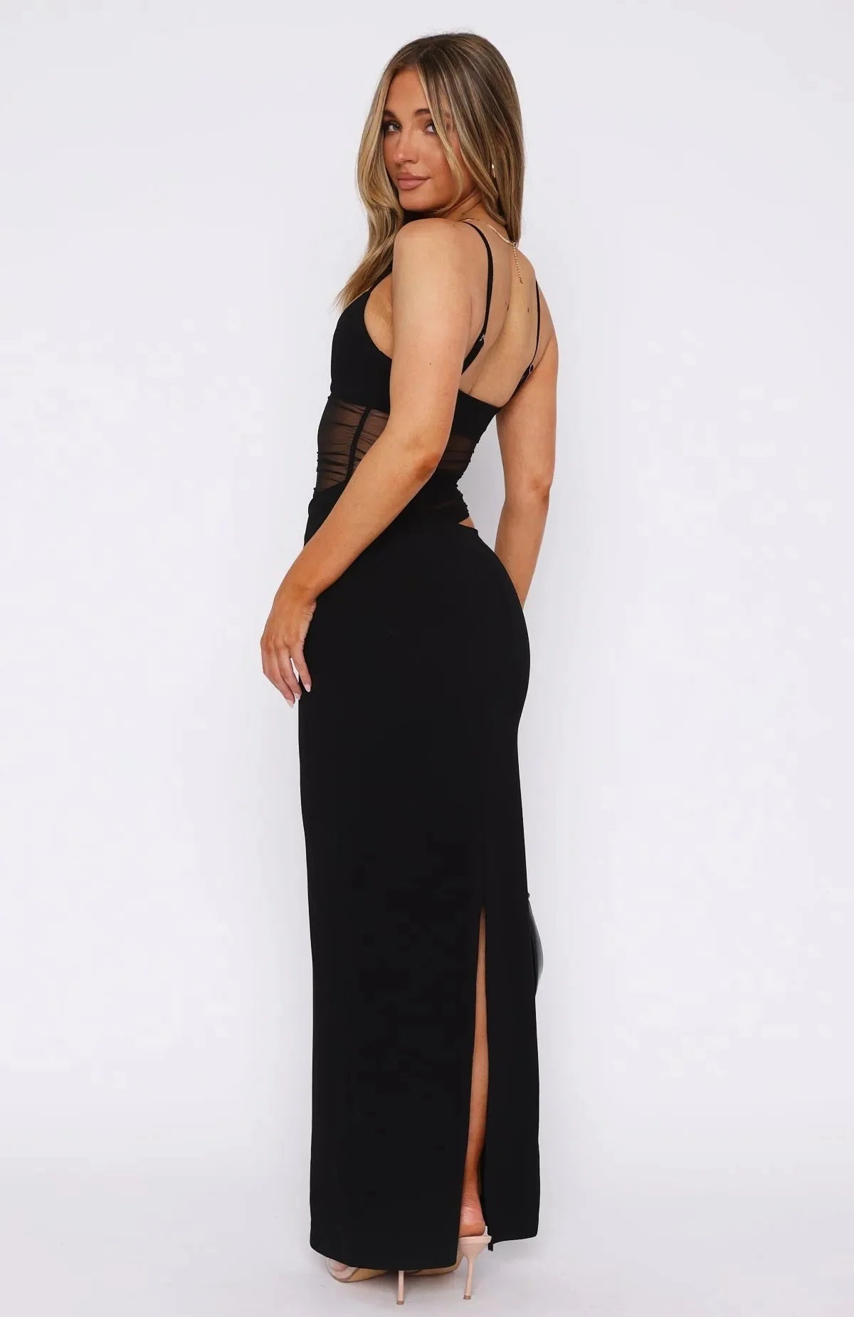 Nourhi | Maxi Mekko